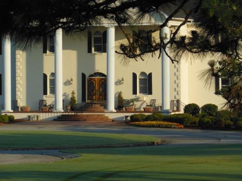 Myrtle Grove Resort | Beau Rivage Golf and Resort