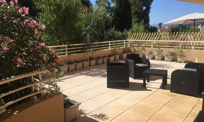 Furiani Apartment | Beau T2/3 rdc Avec Grande Terrasse en Corse