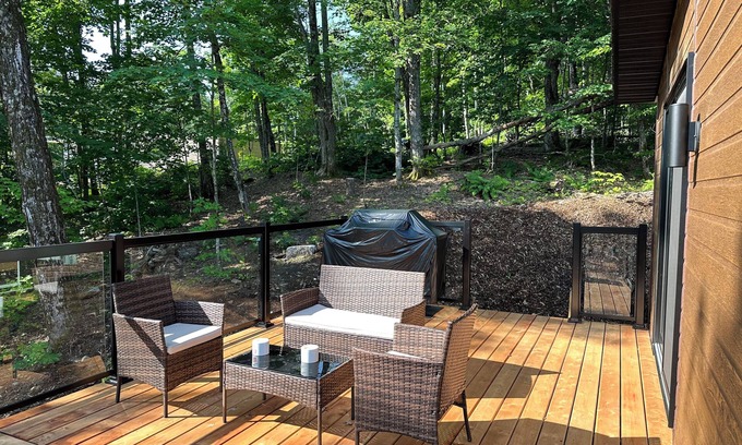 Matawinie Regional County Municipality Ski Chalet | Beautiful brand new chalet with incredible views of lake and mountains