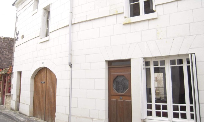 Leugny House | Beautiful 16th Century Village House