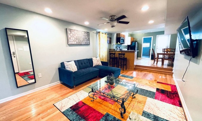 Passyunk Square Apartment | Beautiful 1BD Apt with Roofdeck in Passyunk Square