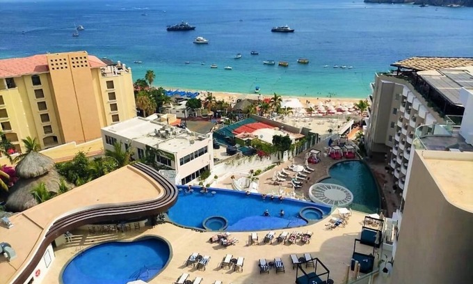 Juarez Hotel | Beautiful, 2 Bedroom suite with ocean view, located in the new Corazon tower.