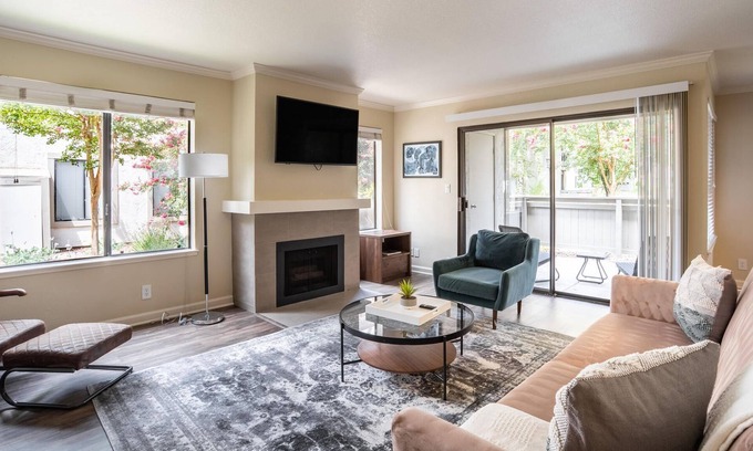 Walnut Creek Apartment | Beautiful 2BR Apartment in Walnut Creek