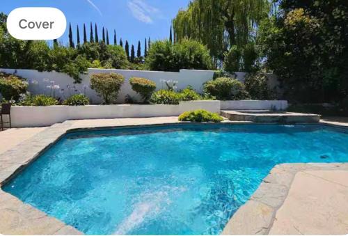 Woodland Hills House | Beautiful 4BD and 3BA Pool Jacuzzi Vacation Home