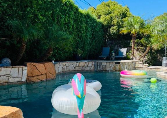Fountain Valley House | Beautiful 5BR and 3BA, heated pool, golfing, BBQ villa near Disney and beaches