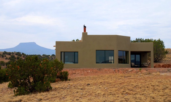 Youngsville House | Beautiful Adobe Overlooking Ghost Ranch And Abiquiu Lake