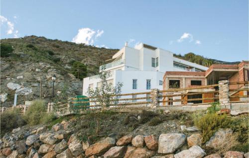 Rubite Apartment | Beautiful Apartment In Casarones