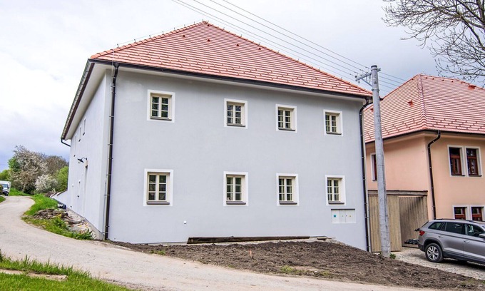 Horni Plana Apartment | Beautiful apartment for 10 guests with WIFI, terrace and pets allowed