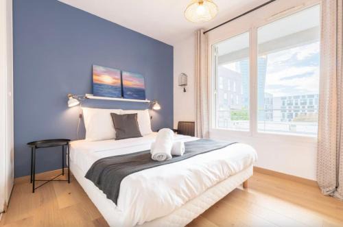 Saint-Maurice Pellevoisin Apartment | Beautiful apartment equipped near train parking