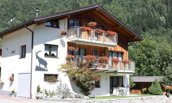 Reckingen Apartment | Beautiful apartment for 2 people with WIFI, TV and balcony