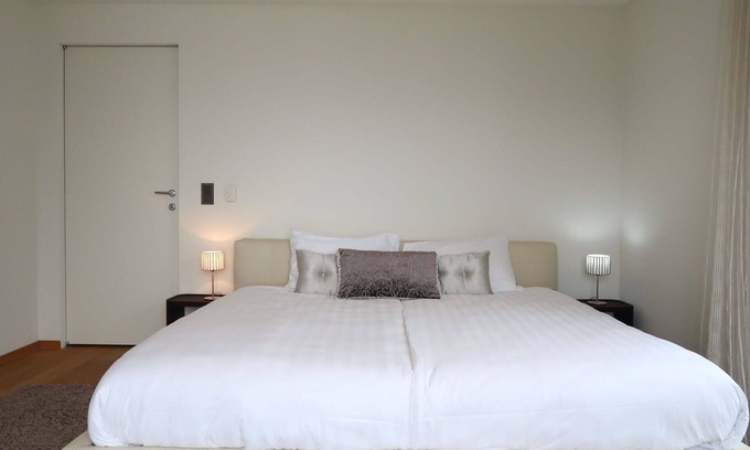 Montreux Apartment | Beautiful apartment for 8 people with pool, WIFI, TV, balcony and panoramic view