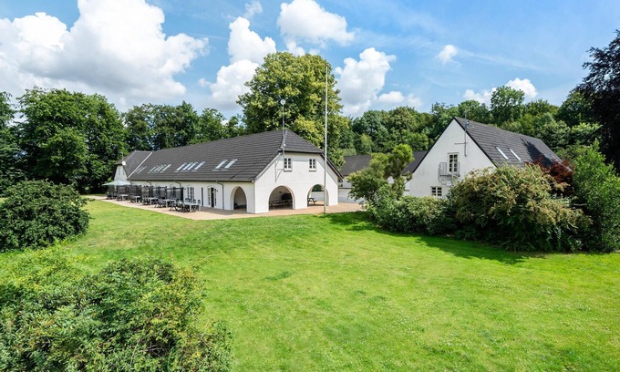 Nimtofte Apartment | Beautiful apartment in Nimtofte with WiFi