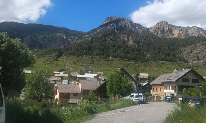 Cervieres Apartment | Beautiful apartment in the mountains