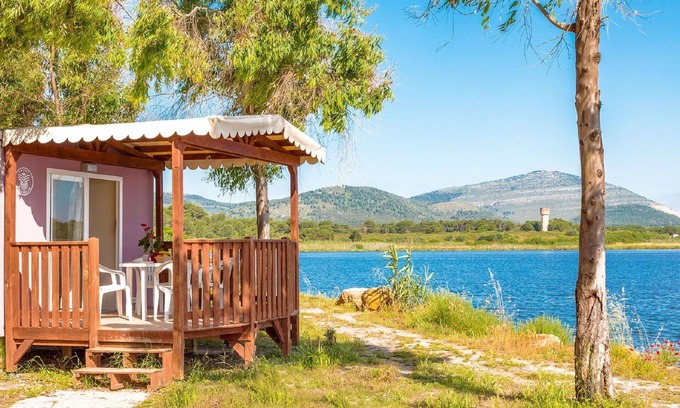 Fertilia House | Beautiful apartment in villa for 4 people with A/C, pool, WIFI, TV, terrace and pets allowed