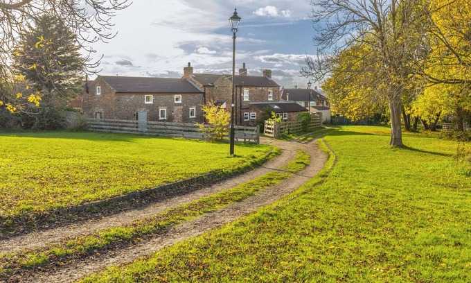 Seacroft House | Beautiful Barn Conversion - 10 mins from Leeds City Centre