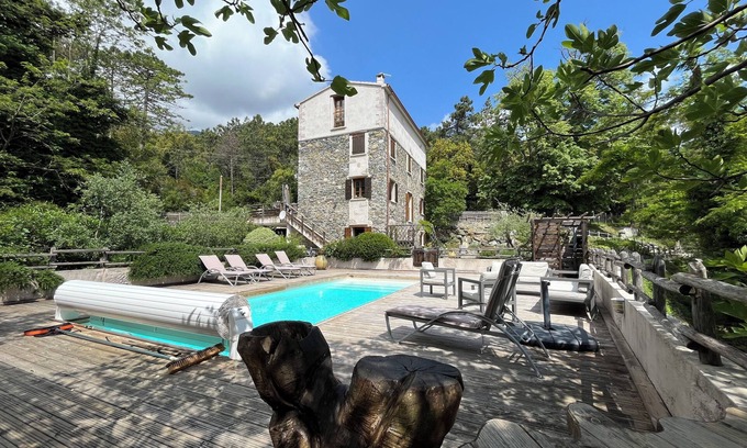 Pietroso House | Beautiful character house with swimming pool for 14 people 20 min from the sea