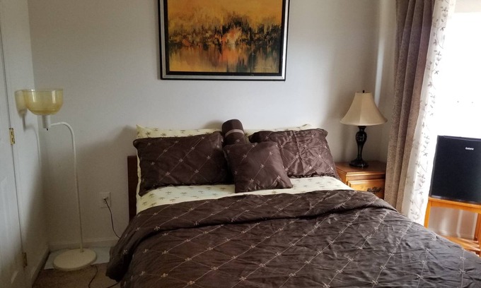 Maryland City House | Beautiful, clean and Peaceful surrounded by parks