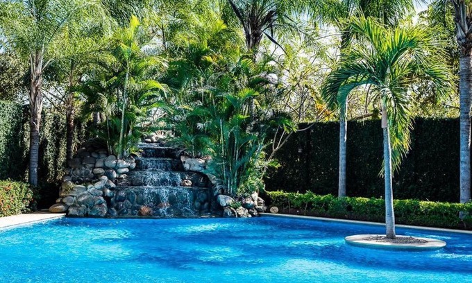 Playa Langosta Apartment | Beautiful Condo wJacuzzi tub Steps to beach