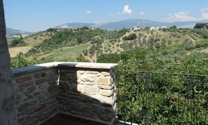 Cugnoli House | BEAUTIFUL COUNTRYSIDE VILLAGE FOR 20 GUESTS