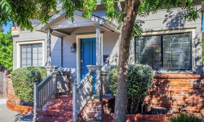 Santa Rosa House | Beautiful & Cozy Home in Historic Cherry St!