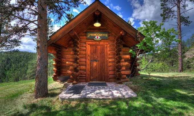 Colonial Pine Hills Cabin | Beautiful Custom Log Cabin!