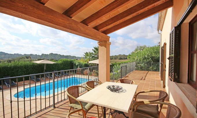 Cas Concos Villa | Beautiful finca with pool and garden in Cas Concos and close to Cala Mondrago