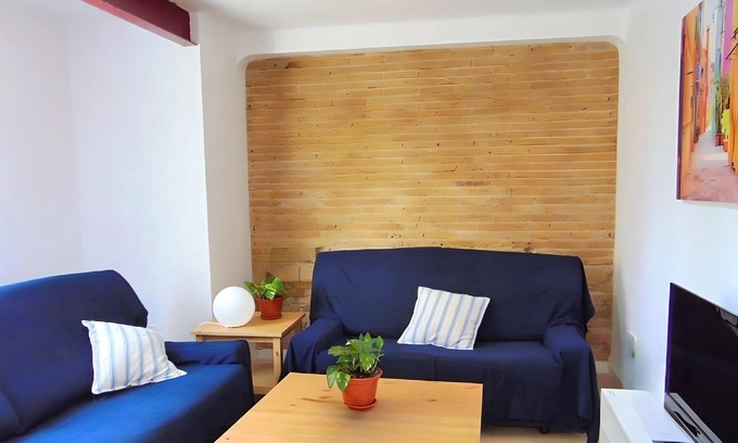 El Cabanyal Apartment | Beautiful flat in Cabanyal next to Las Arenas beac