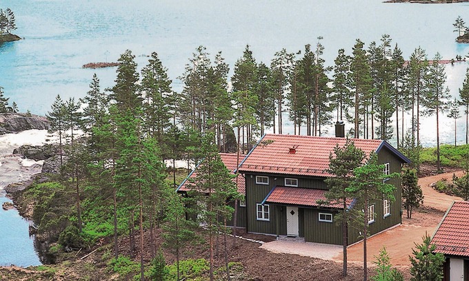 Øvre Ramse House | Beautiful home in Dølemo with sauna