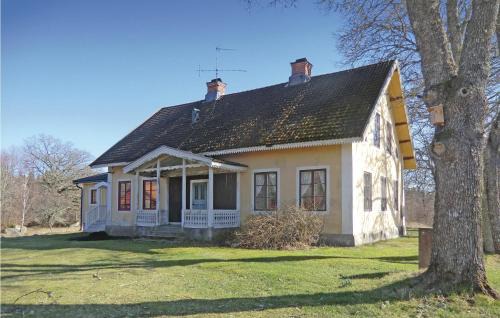 Hogsby House | Beautiful Home In Högsby With Kitchen