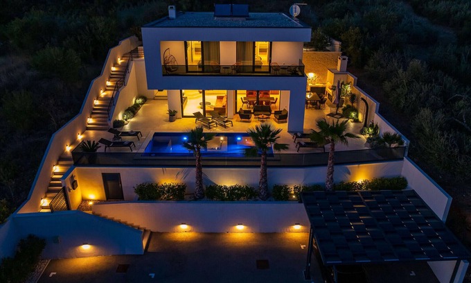 Municipality of Posedarje House | Beautiful home in Posedarje with WiFi