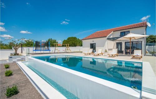 Skabrnja House | Beautiful Home In Skabrnja With Wifi
