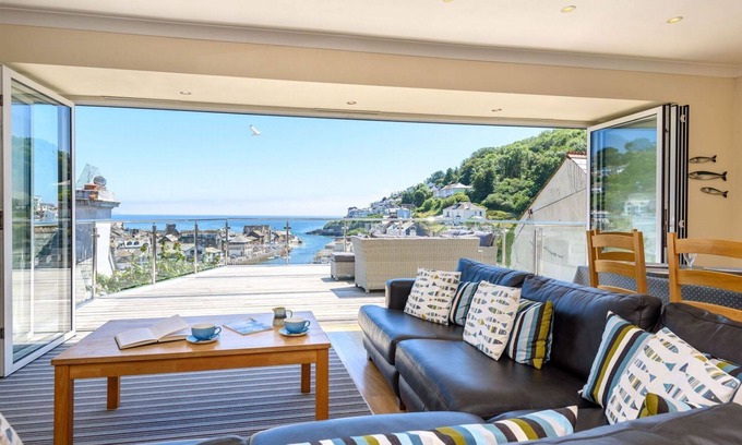 West Looe House | Beautiful house with exceptional views.