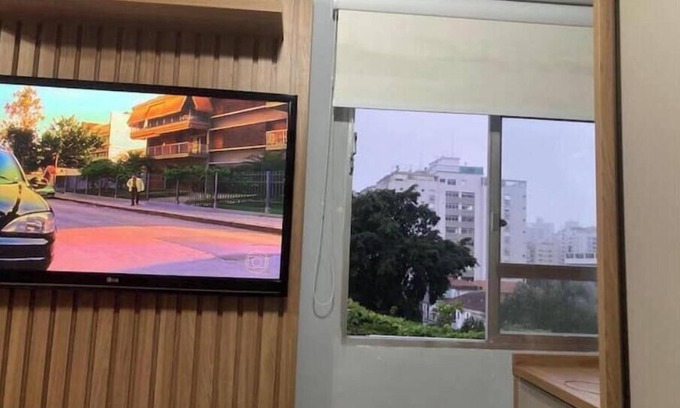 Ponta da Praia Apartment | Beautiful Living Room with Garage and 400 Megas Internet