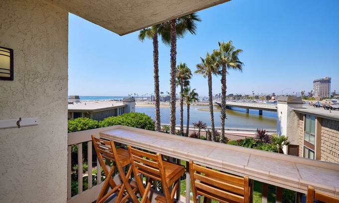 Townsite Condo | Beautiful Ocean and Harbor Views from Living Room!