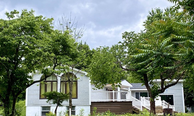 Mount Marion House | Beautiful Retreat guest House