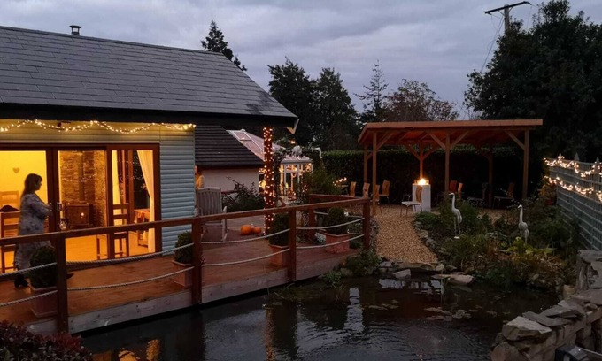 Downpatrick Apartment | Beautiful rural getaway with adjoining properties ideal for couples or friends