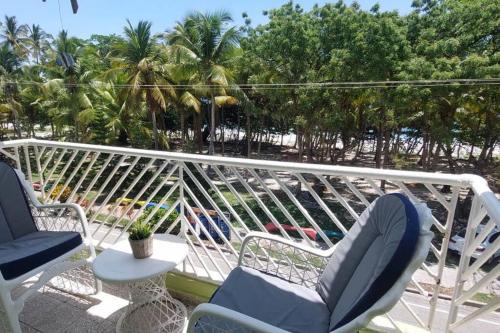Paraiso Apartment | Beautiful sea front apartment