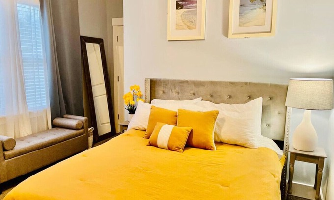 Lincolnville House | Beautiful Southern Charm! Private room/bath!