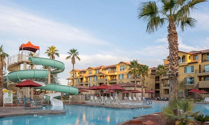 Cibola Vista Condo | Beautiful Studio Apt in a great resort setting with fountains, courtyards, and pool with bar