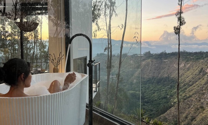 El Quinche Villa | Beautiful tiny home with amazing view and hot tub