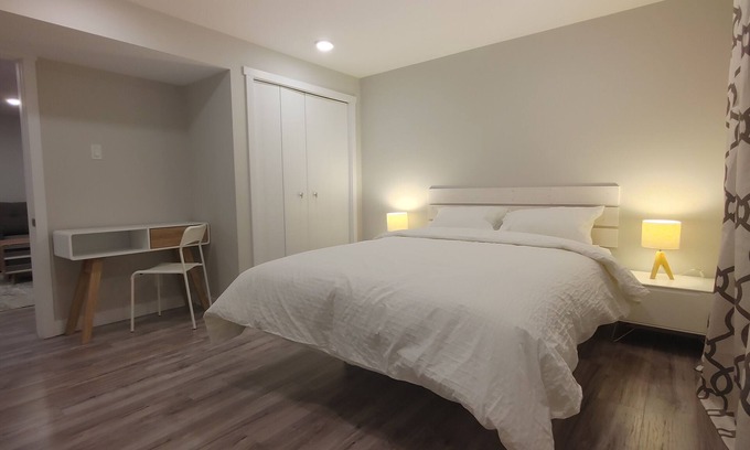 Southwest Calgary House | Beautiful two bedroom + den lower level suit