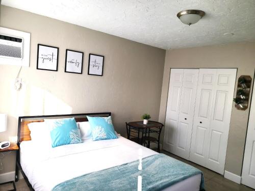 Sarasota House | Beautiful University Pines Studio in Sarasota