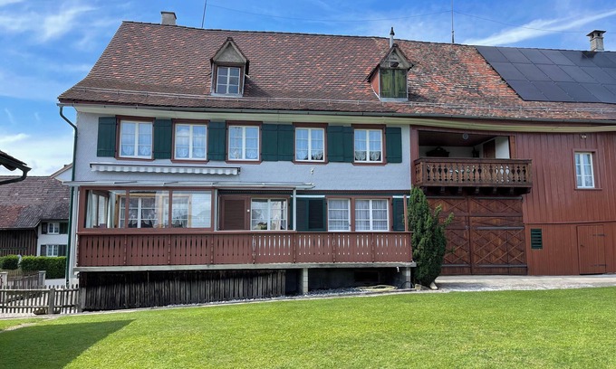 Sulgen Apartment | Beautiful vacation apartment in Riegelhaus