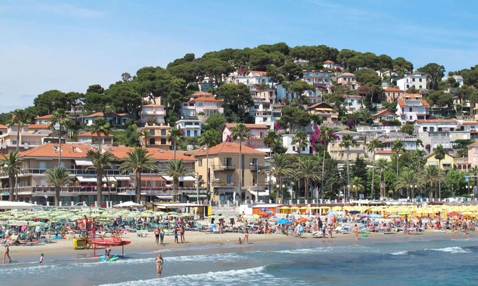 Stellanello House | Beautiful villa for 4 guests with WIFI, terrace and pets allowed