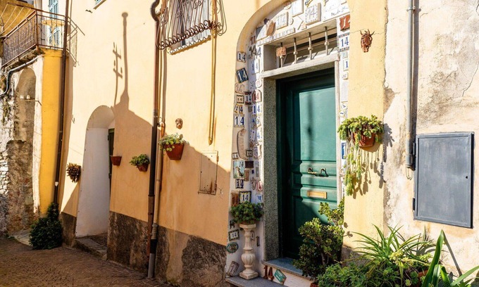 Taggia House | Beautiful villa for 6 guests with WIFI, balcony and pets allowed