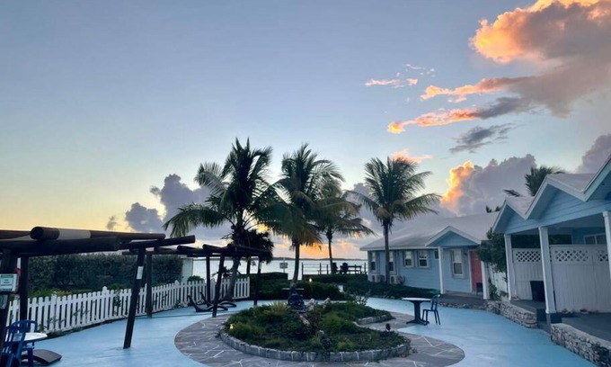George Town Apartment | Beautiful Villa just steps away from the beach!