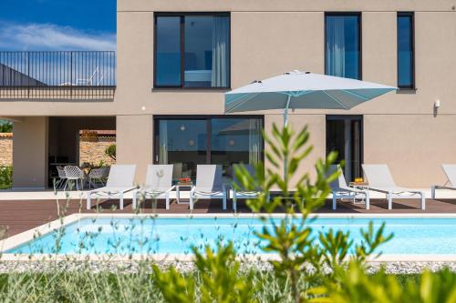 Labinci Villa | Beautiful Villa Rosalie with sauna near Porec