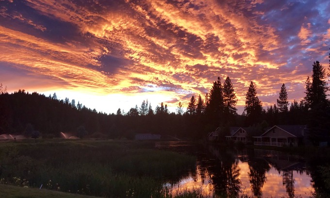 Plumas Eureka Estates House | Beautiful Waterfront Townhome on Plumas Pines Golf Course