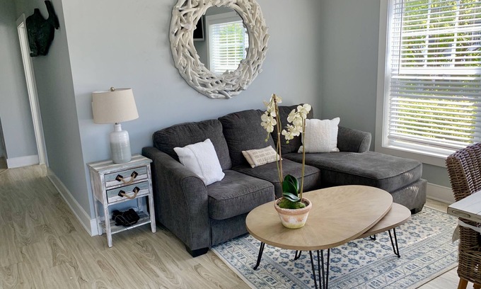 Greenport West Condo | Beautiful Waterview Condo on the North Fork of LI