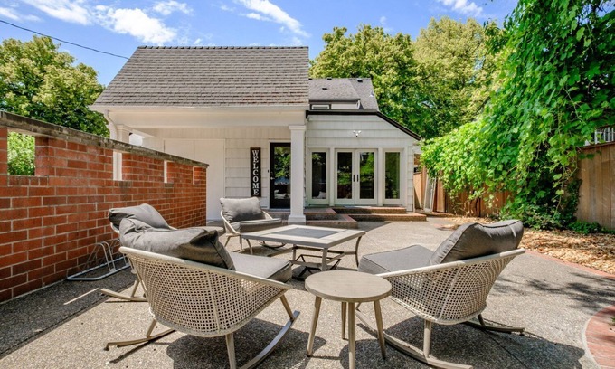 Corvallis House | Beautifully Restored Home by OSU